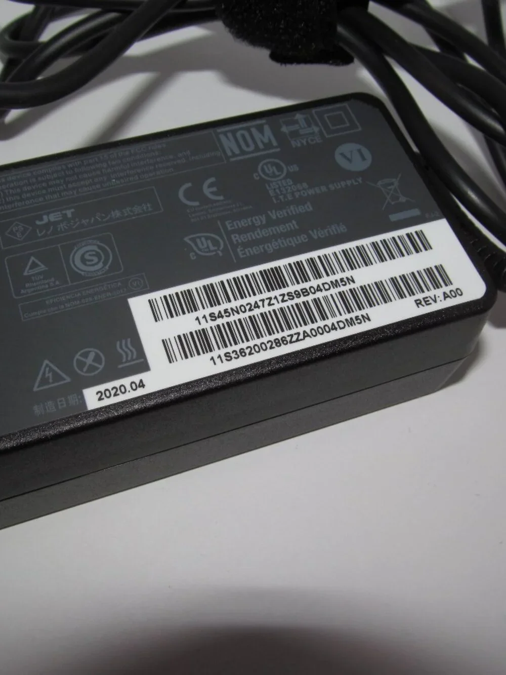 Lenovo 90W AC Laptop Charger 20V 4.5A ADLX90NLC2A 36200287 45N0483 Tested Works
